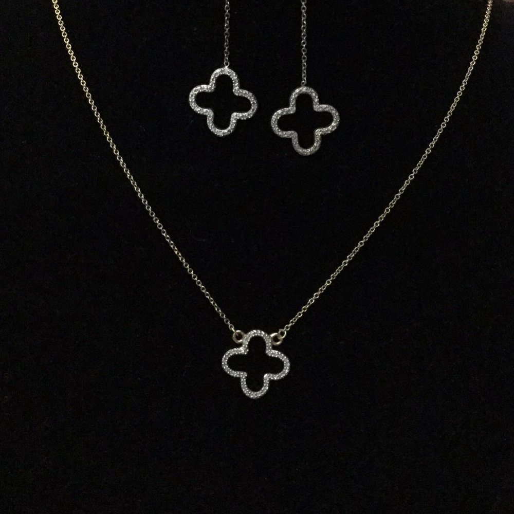 Gold Earrings and Pendant Set